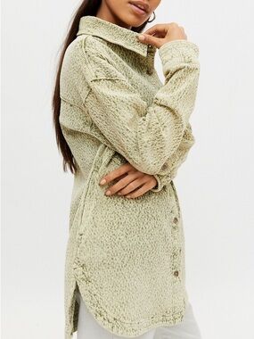 BDG Urban Outfitters Sage Green Acid Washed Chunky Oversized Jacket